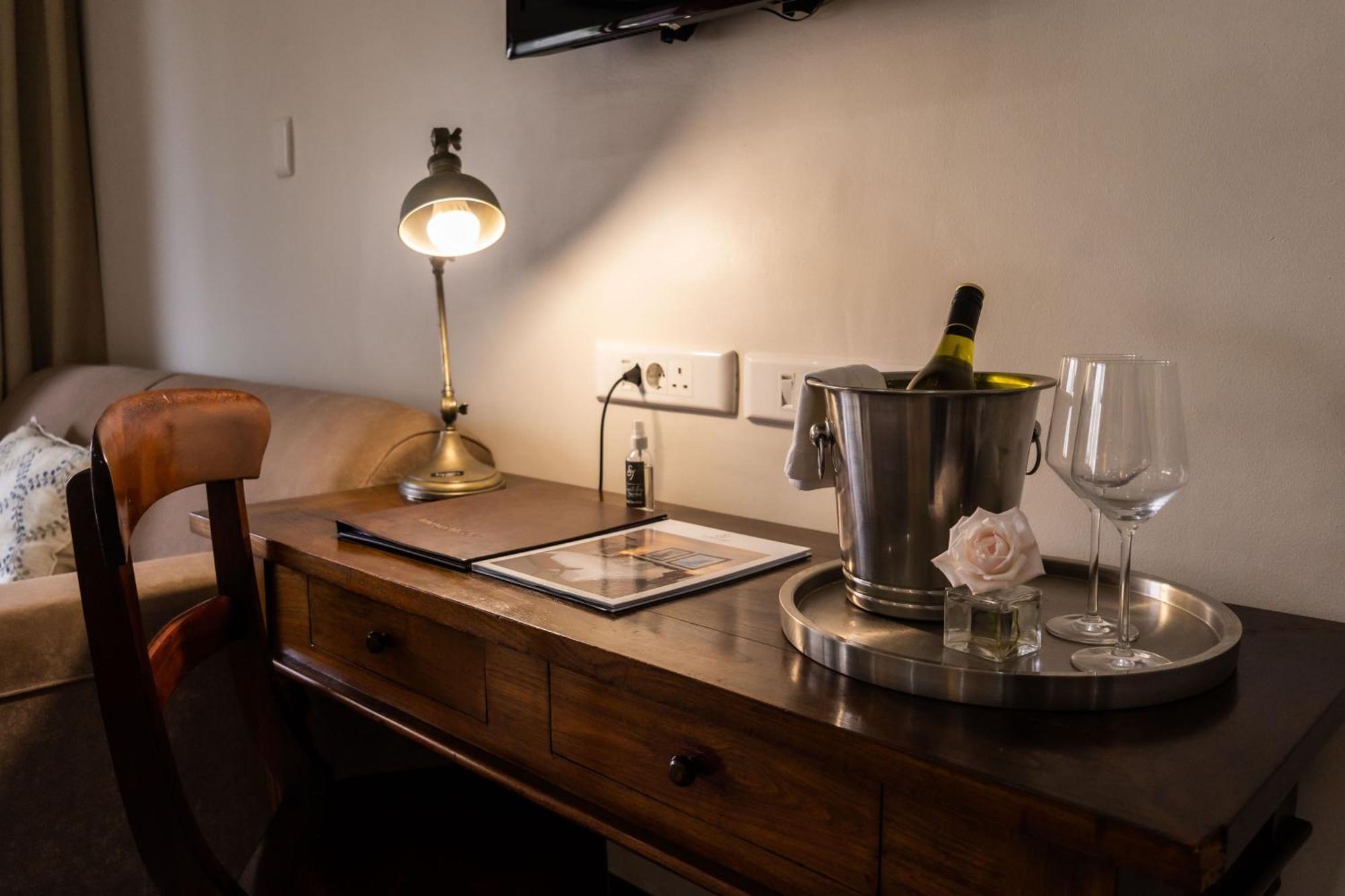 Supertubes Guesthouse Jeffreys Bay Ngoại thất bức ảnh