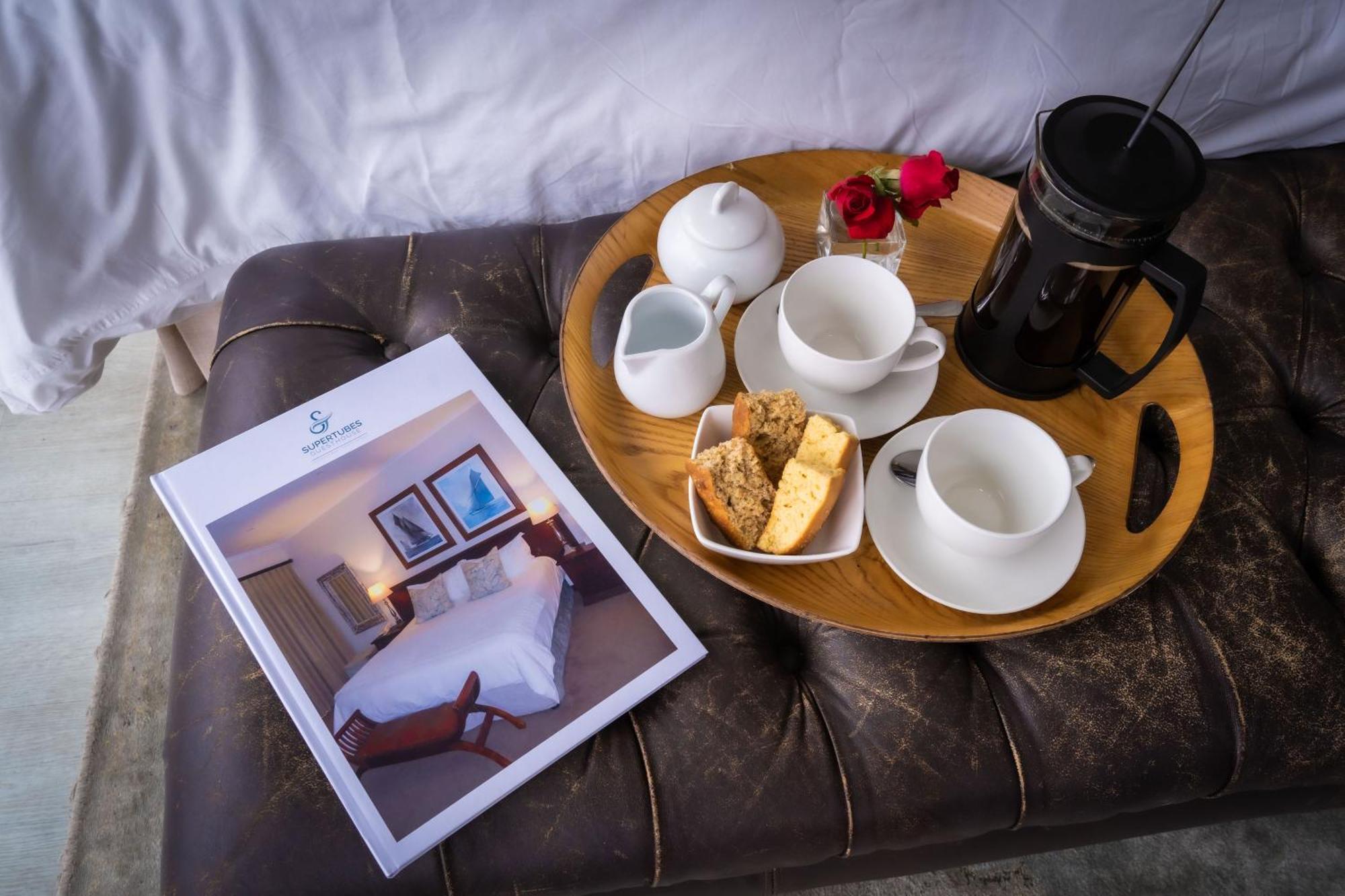 Supertubes Guesthouse Jeffreys Bay Ngoại thất bức ảnh