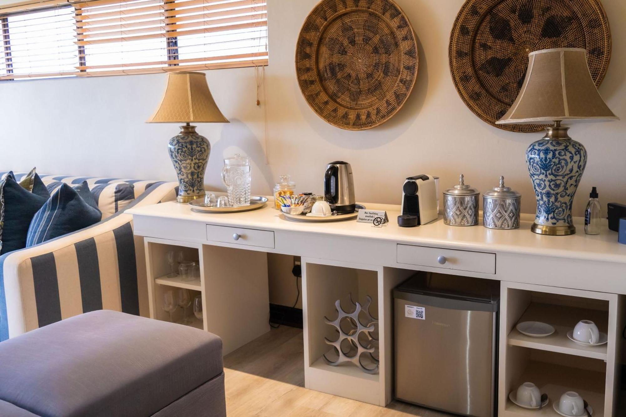 Supertubes Guesthouse Jeffreys Bay Ngoại thất bức ảnh